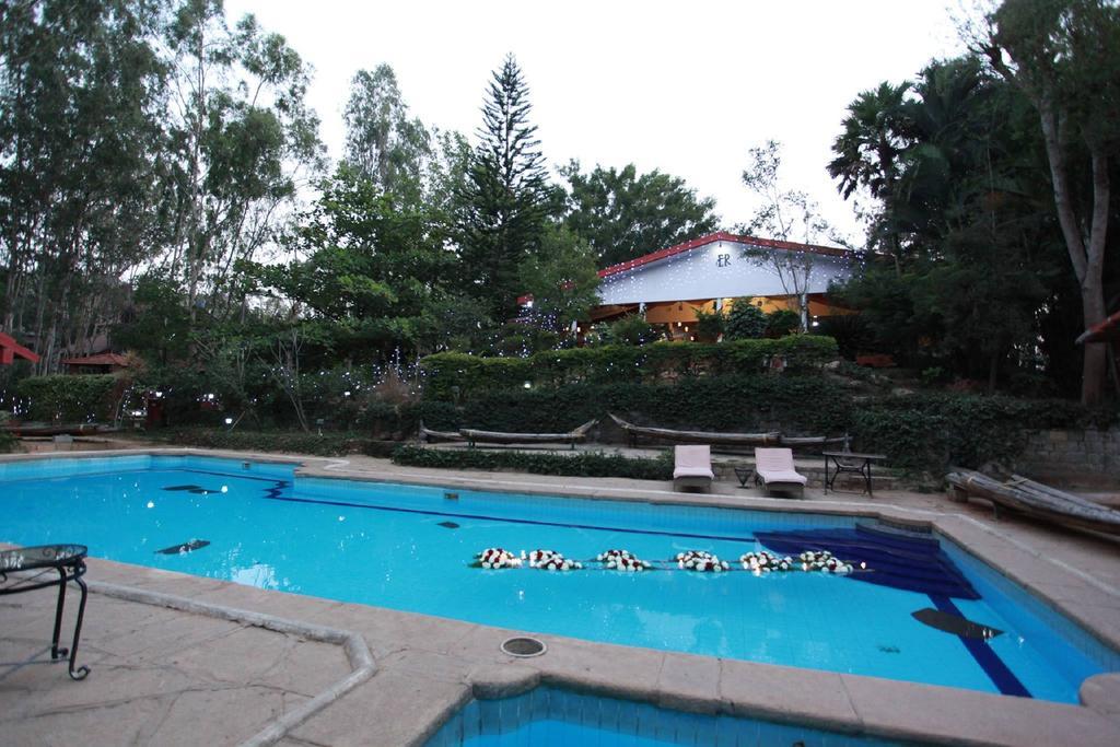 Eagle Ridge Resort Bangalore Exterior photo
